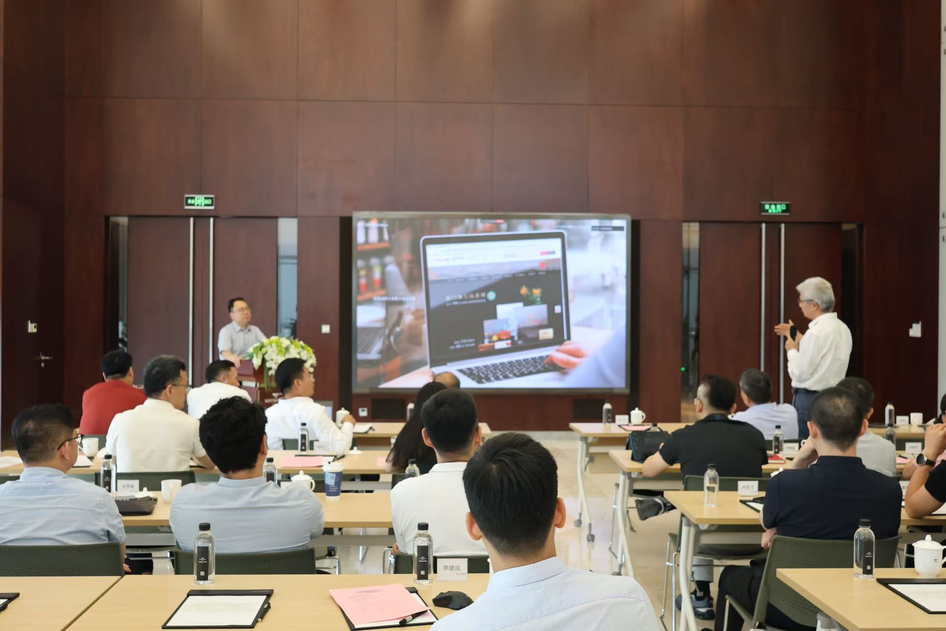 微信图片_20250529232242.jpg